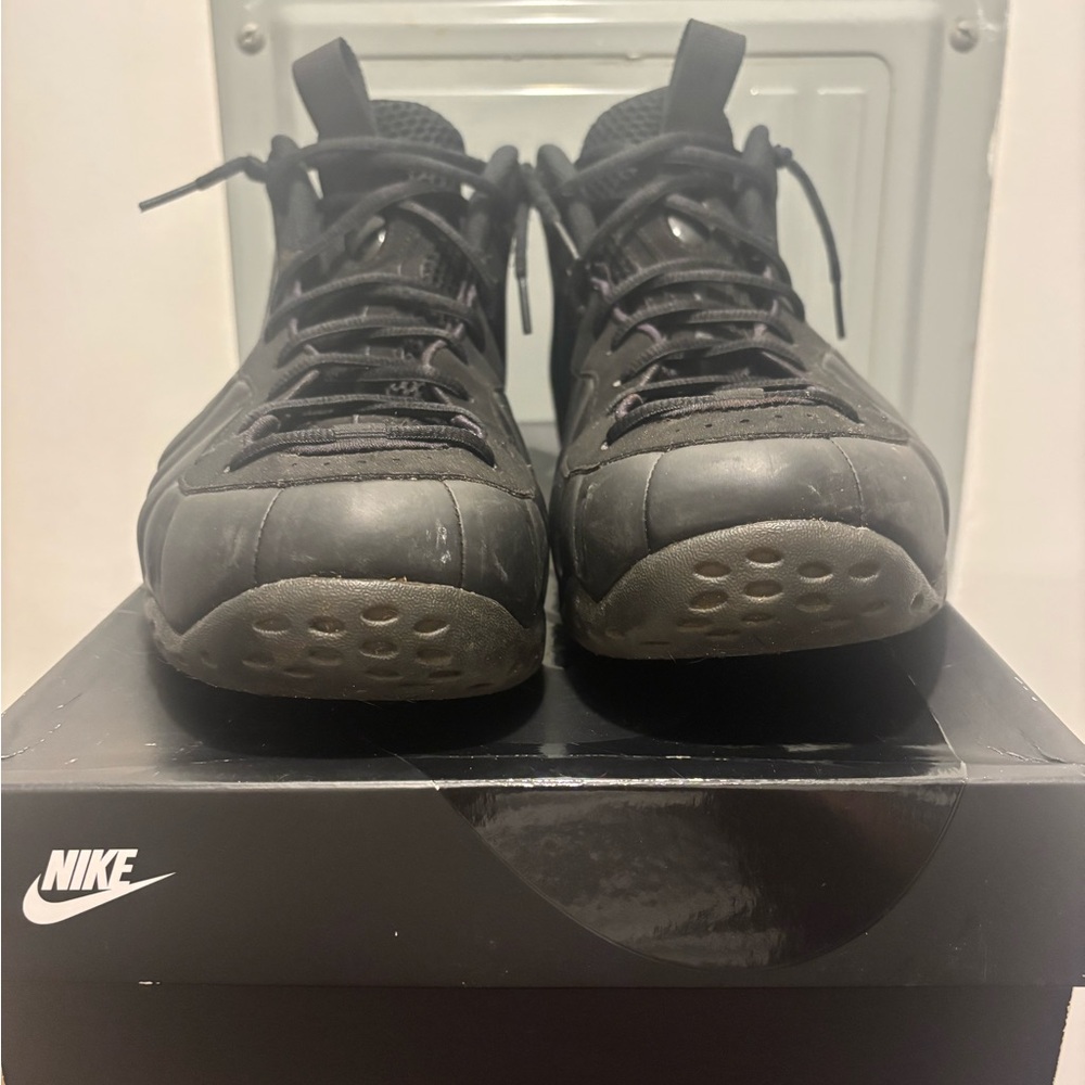 Nike Foamposite Triple Black